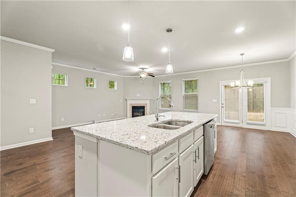 Building Photo - 4346 Ava Oak Ln