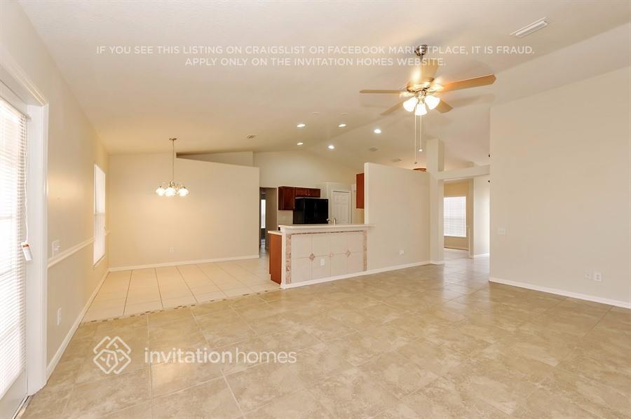 Building Photo - 6705 Clair Shore Dr