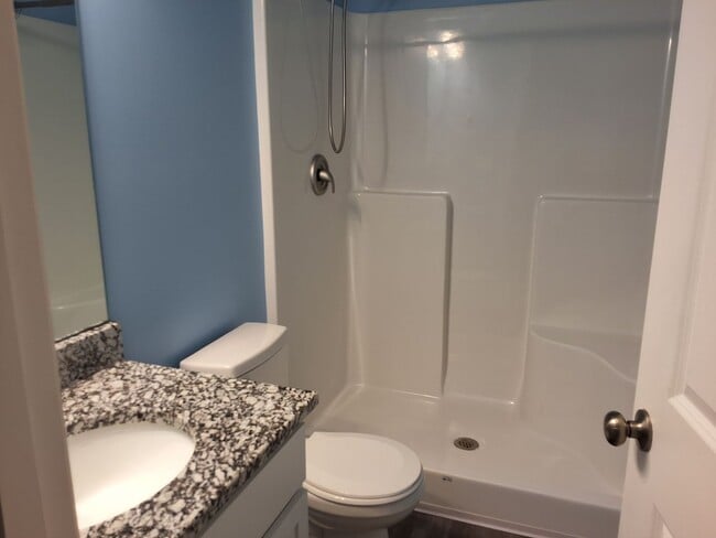 Building Photo - Cozy 3 Bed, 2 Bath House In Vine Grove, KY