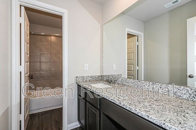 Building Photo - 5122 Hector Gustavo Dr