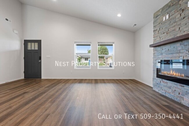 Building Photo - 434 N Washington St