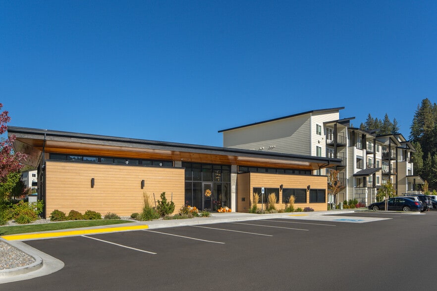 Building Photo - Black Iron Apartments