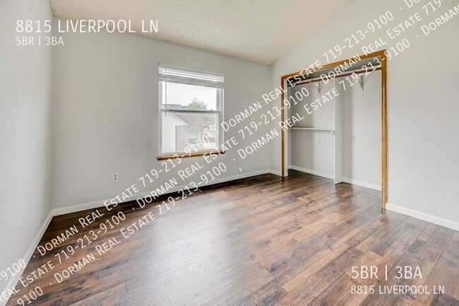 Building Photo - 8815 Liverpool Ln