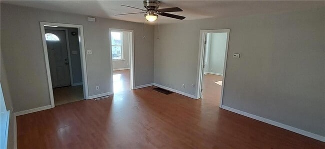 Building Photo - 107 Indiana Ave