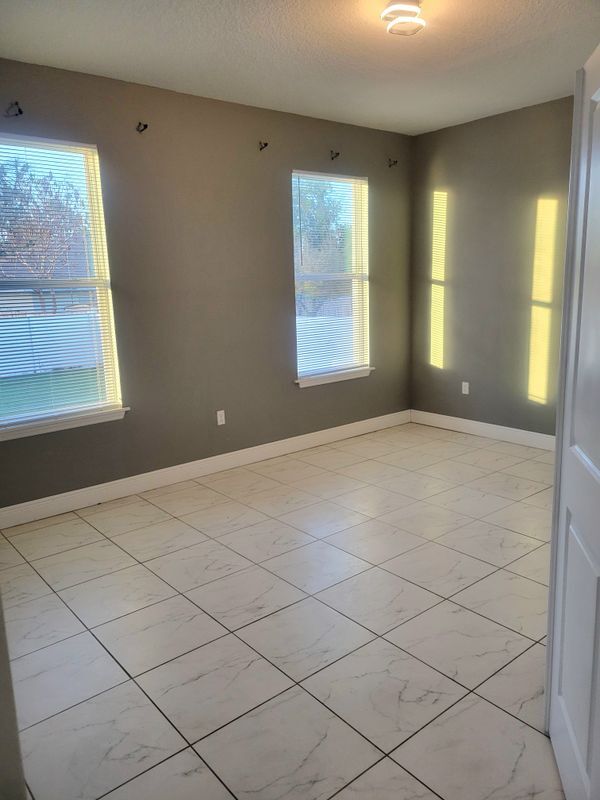 Building Photo - 5 Flatfish Dr