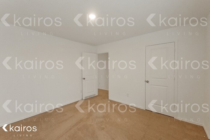 Building Photo - 4231 Southton Mere