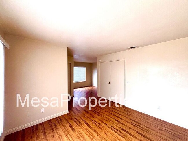 Building Photo - 10850 Villa St