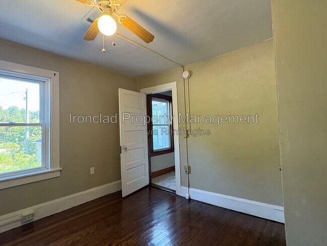 Building Photo - 51 Grove St