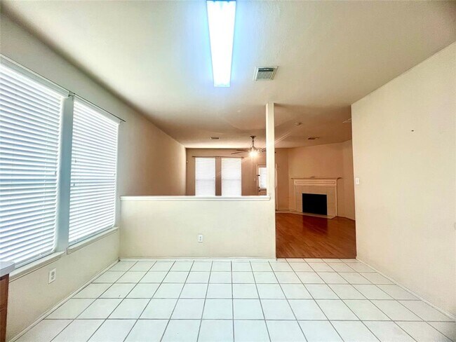 Building Photo - 3614 Siebinthaler Ln
