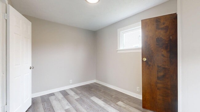 Building Photo - Lorain 2 Bedroom Single Family Home