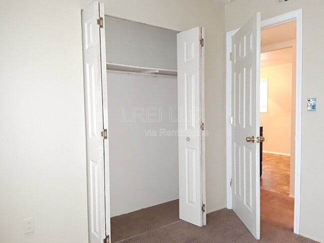 Building Photo - 8602 Gary Wy