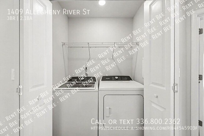 Building Photo - 1409 Allegheny River St