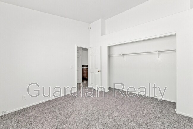 Building Photo - 3676 Renovah St