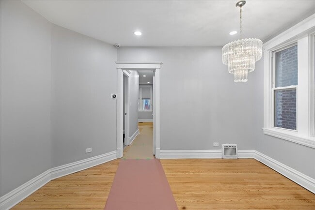 Building Photo - 2708 N Richmond St