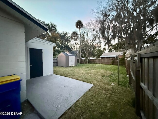 Building Photo - 139 Highland Ave