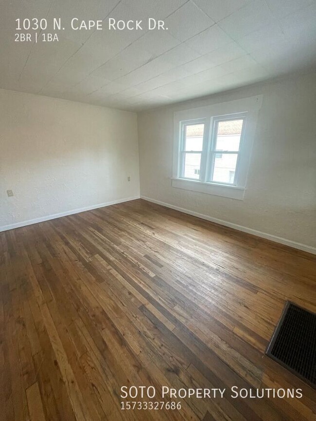 Building Photo - 1030 N Cape Rock Dr