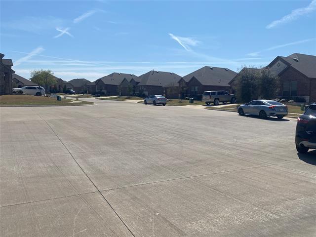 Building Photo - 4005 Waterford Dr