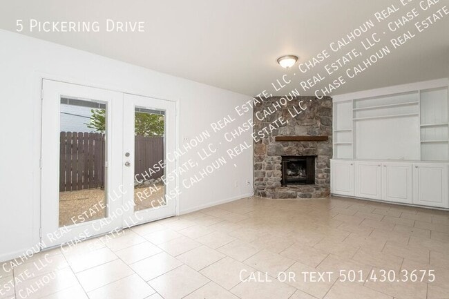 Building Photo - 5 Pickering Dr