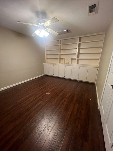 Building Photo - 332 Belmont Dr