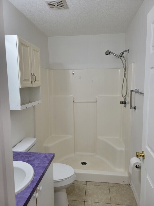 Building Photo - 1210 4 Mile Rd