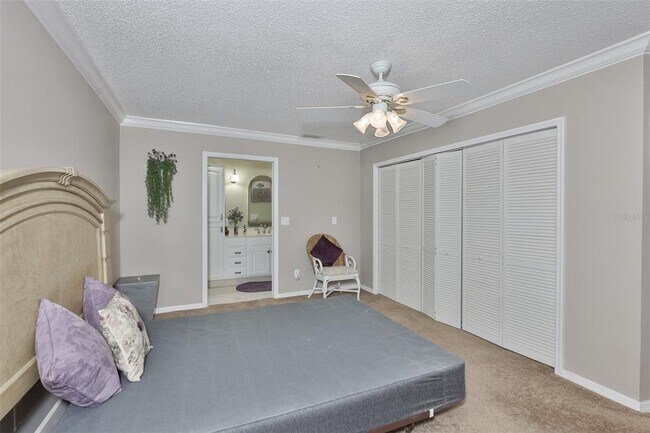 Building Photo - 2035 Hampstead Cir