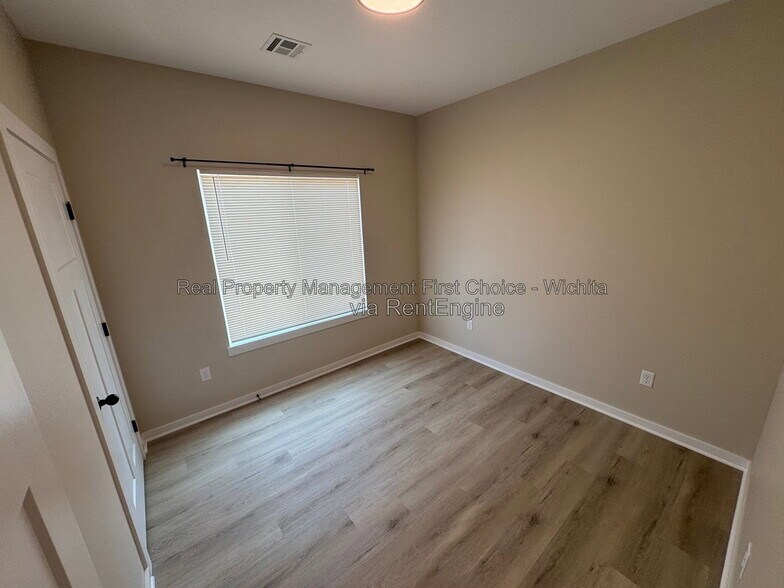 Building Photo - 12500 Northstar