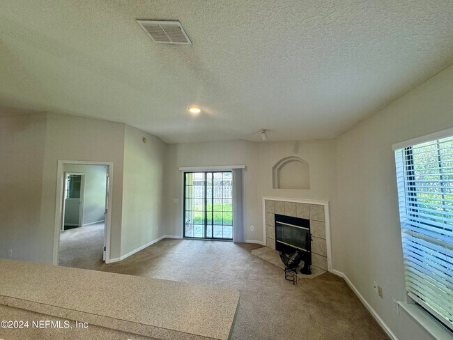 Building Photo - 1510 Wayward Wind Ln