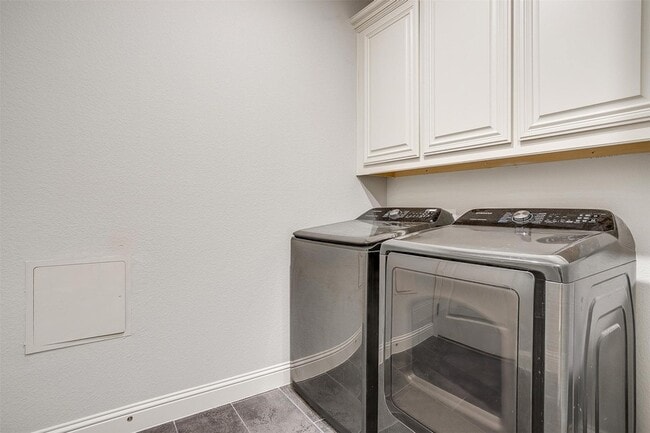 Building Photo - 458 Mesquite Grove Rd