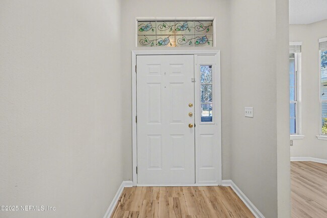 Building Photo - 1290 Ardmore St