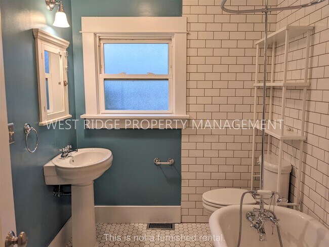 Building Photo - 75 NE Buffalo St