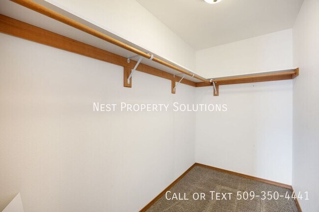 Building Photo - 1317 W Electra St