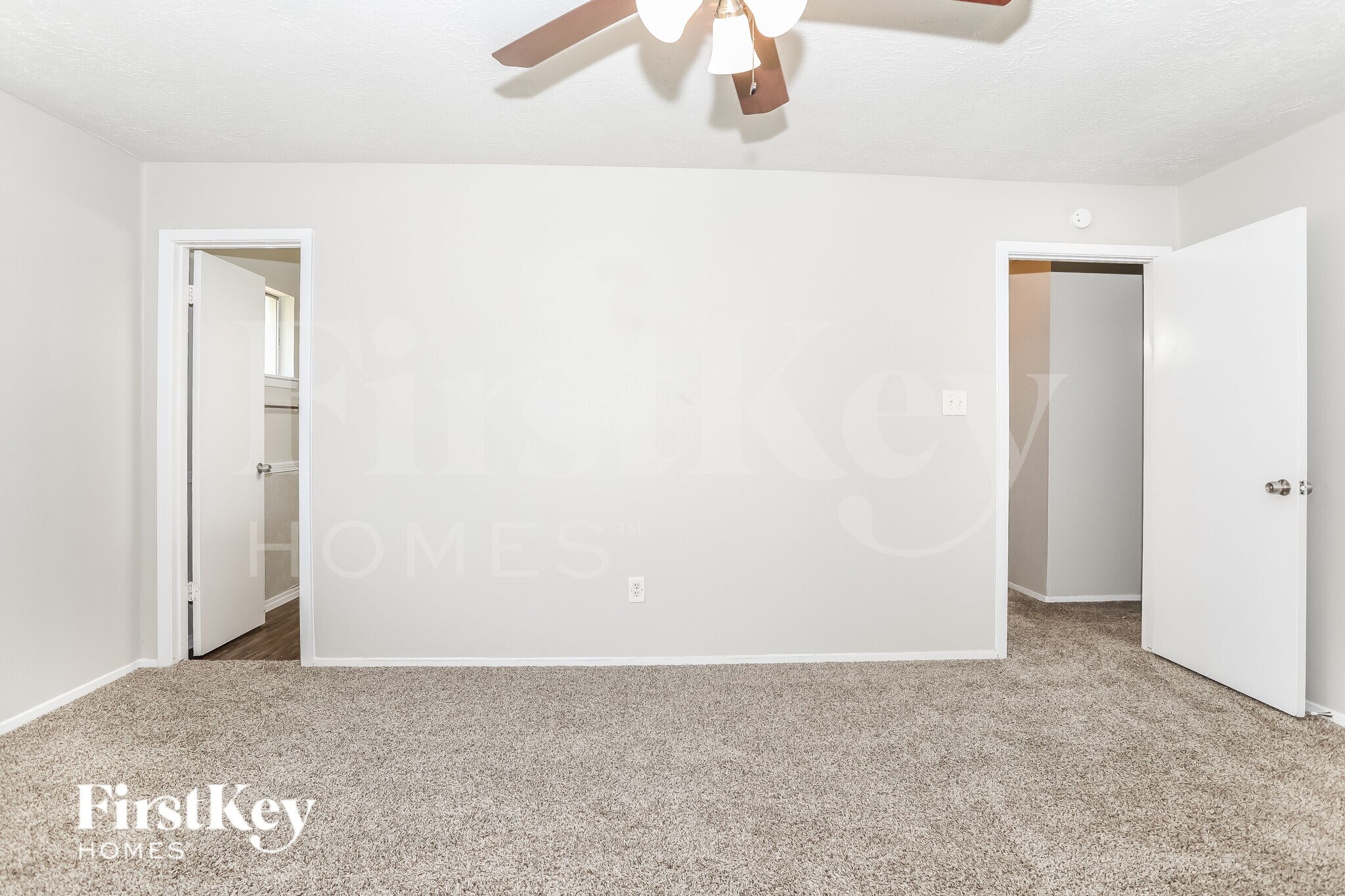 Building Photo - 22519 Rockgate Dr