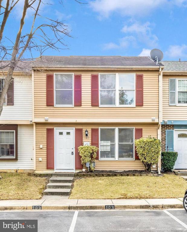 Building Photo - 103 Savannah Ct