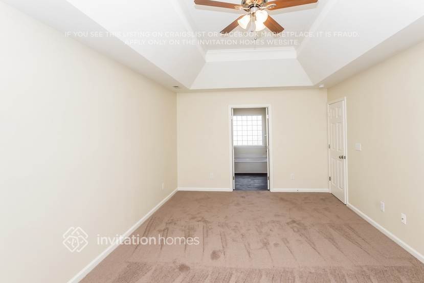 Building Photo - 16908 Glassfield Dr