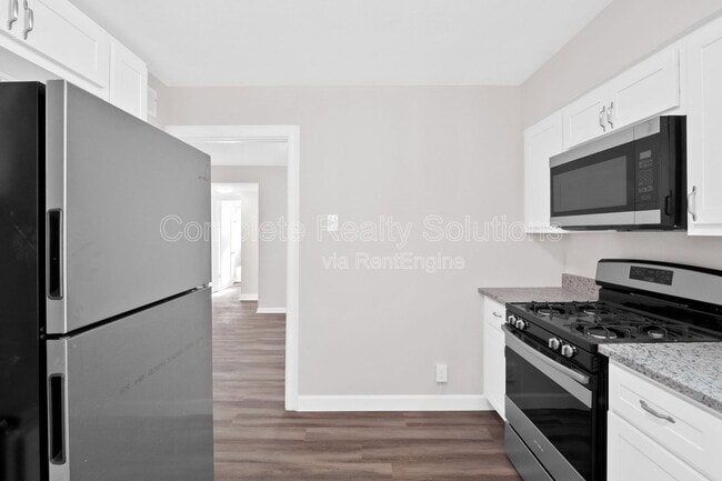 Building Photo - 7720 Ahern Ave