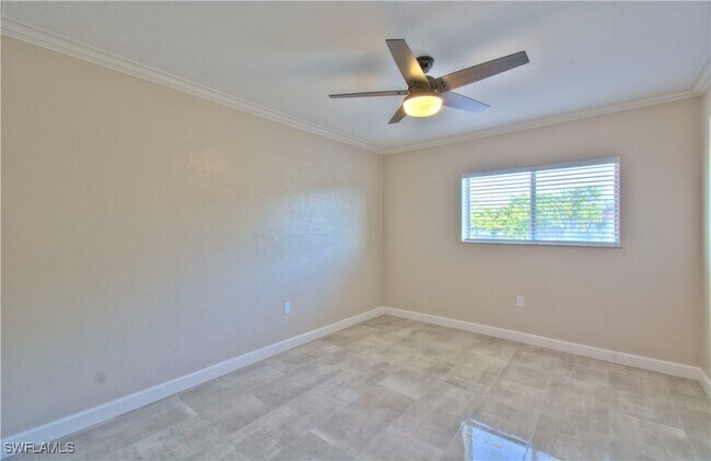 Building Photo - 2360 Naples Trace Cir