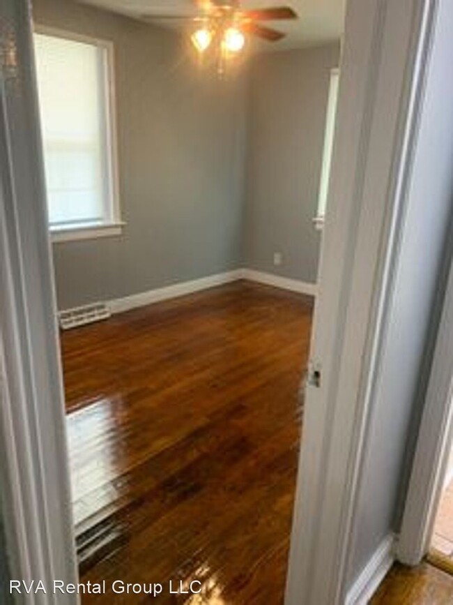 Building Photo - 3 br, 1 bath House - 14 N Lake Ave