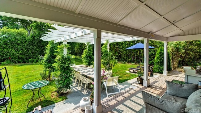 Building Photo - 9 Ocame Ave