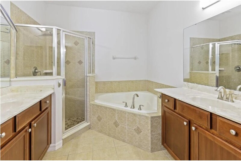 Building Photo - 714 Bellshire Way