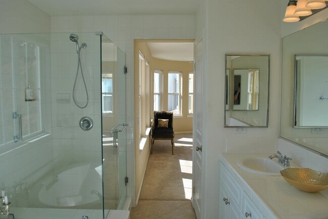 Building Photo - 3141 Harbor Ridge Ln