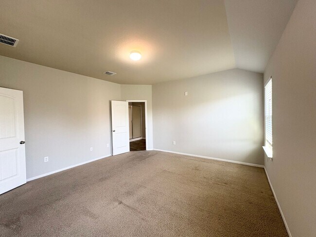 Building Photo - 11708 Cambrian Rd