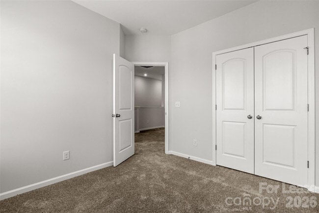 Building Photo - 6985 Waterstone Dr