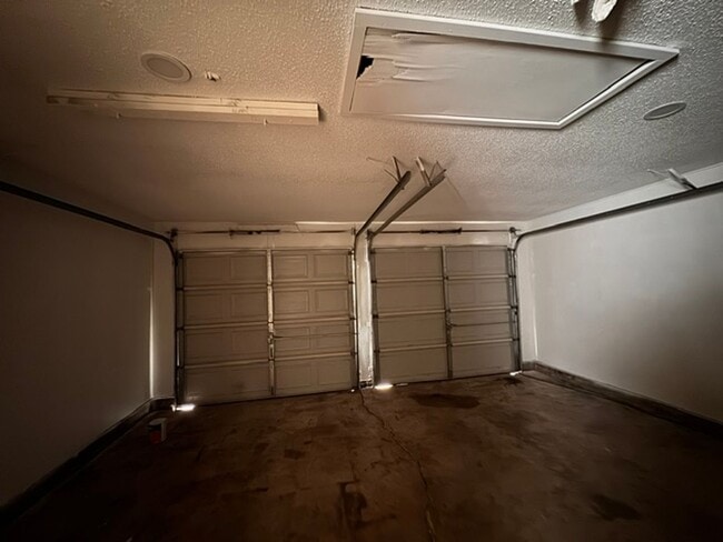 Building Photo - All brand new inside! A true 4 bedroom in Moore Schools, no carpet, All luxury vinyl plank!