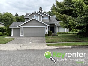 Building Photo - Magnificent North West Tacoma Home