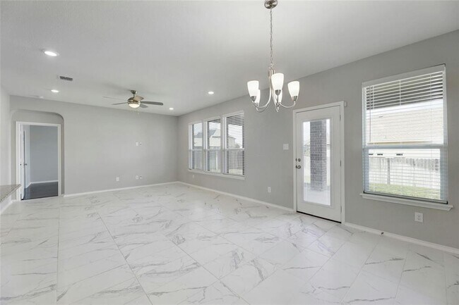 Building Photo - 1213 Backcountry Dr