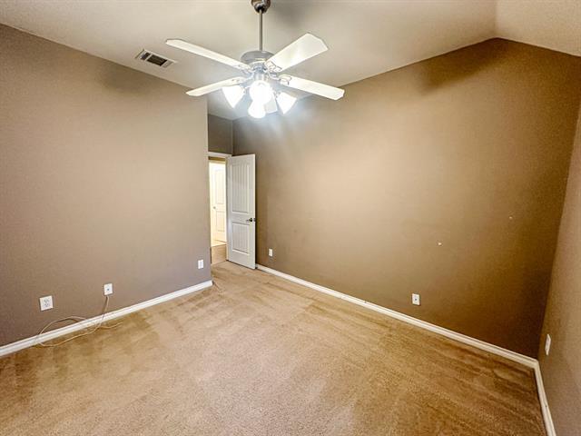 Building Photo - 1715 Nestledown Dr