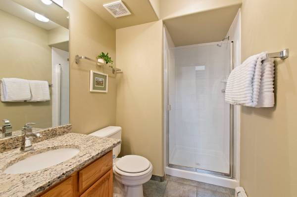 Building Photo - 3 Bed, 3 Bath Condo in Wildernest
