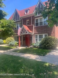 Building Photo - 89 Bard Ave
