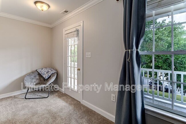 Building Photo - 7022 Cayman Ct