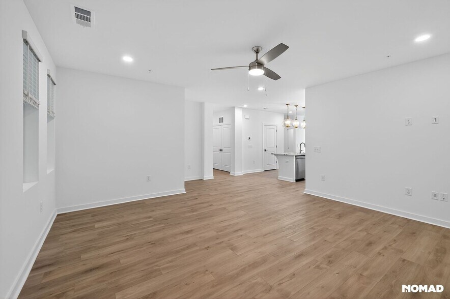 Building Photo - 371 Grant Cir SE
